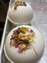 Load image into Gallery viewer, Stress-Less Bath Bomb