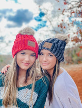 Load image into Gallery viewer, C.C. Two-Tone Ombre Vintage Faux Fur Pom Beanie