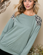 Load image into Gallery viewer, French Terry Cheetah Print Top