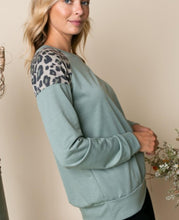 Load image into Gallery viewer, French Terry Cheetah Print Top