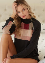 Load image into Gallery viewer, DOUBLE KNIT RIB PULL OVER WITH ZIP UP CLOSURE