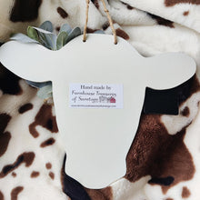 Load image into Gallery viewer, Welcome Y'all Farmhouse Distressed Cow Head