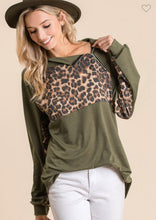 Load image into Gallery viewer, LEOPARD AND OLIVE FRENCH TERRY PULL OVER WITH ONE SIDE ZIP UP