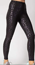 Load image into Gallery viewer, Ghost Leopard Print Leggings