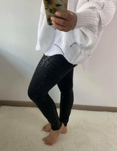 Load image into Gallery viewer, Ghost Leopard Print Leggings