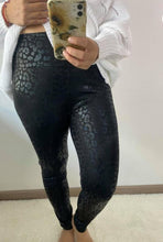Load image into Gallery viewer, Ghost Leopard Print Leggings