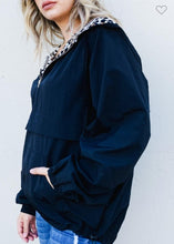 Load image into Gallery viewer, Zipper Up Leopard Print Windbreaker