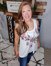 Load image into Gallery viewer, Feather Sleeveless Top With Stones