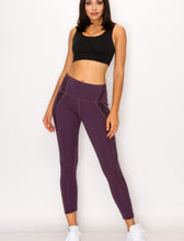 Load image into Gallery viewer, Solid Crocodile Inlay Legging