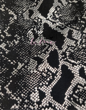 Load image into Gallery viewer, Fleece Lined Snake Print Leggings
