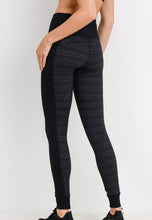 Load image into Gallery viewer, Striped Print Leggings