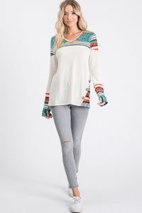 CASHMERE KNIT SWEATER WITH CONTRAST.