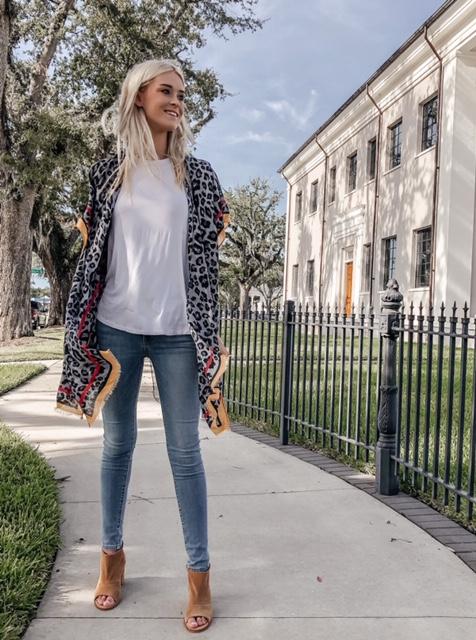 JUNO LEOPARD PRINT KIMONO WITH SOLID BOARDER