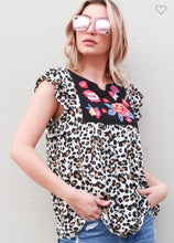 Load image into Gallery viewer, Leopard With Embroidery Flower Woven Top

