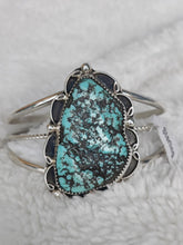 Load image into Gallery viewer, Sterling Silver Turquoise Bracelet
