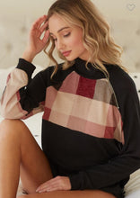 Load image into Gallery viewer, DOUBLE KNIT RIB PULL OVER WITH ZIP UP CLOSURE
