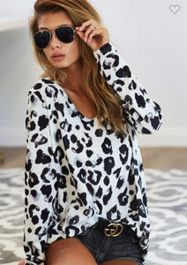 BRUSHED LEOPARD HACCI DEEP U NECK TOP